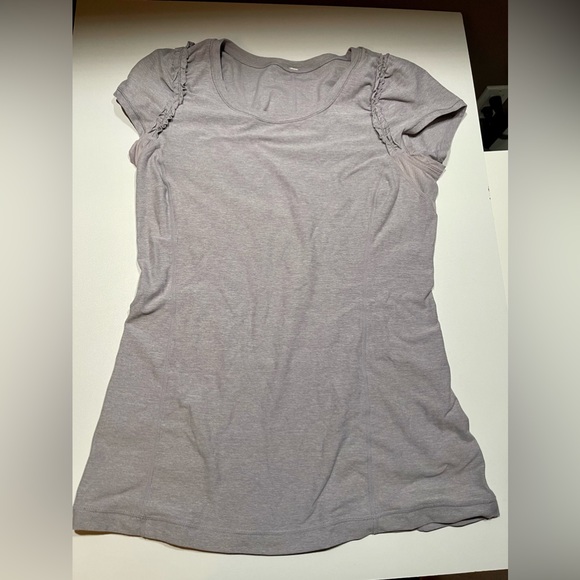 Lululemon | Run: Full Tilt Short Sleeve - Picture 4 of 10